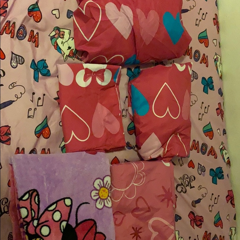 Minnie Mouse bedding